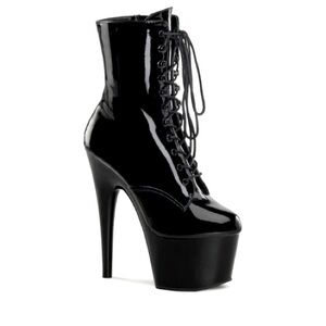 7.5 BLACK LEATHER PLEASER HEEL BOOTS